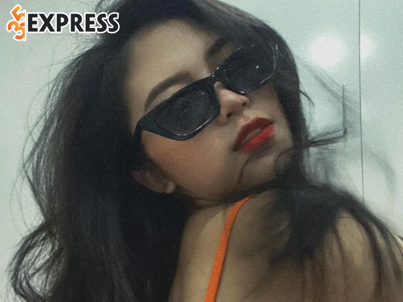 nhung-hinh-anh-dep-cua-nguoi-mau-vo-thi-thuong-35express
