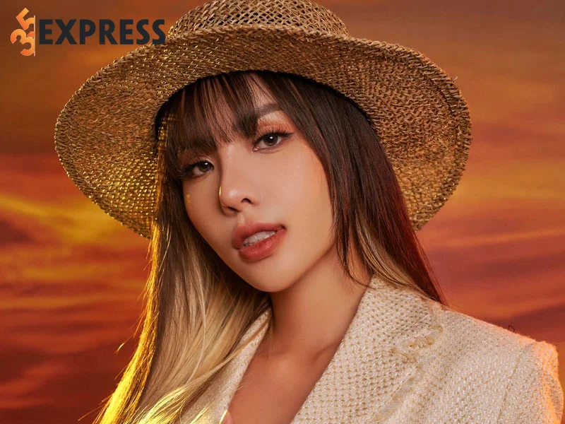 nhung-hinh-anh-xinh-dep-cua-hot-girl-nguyen-quynh-anh-4-35express