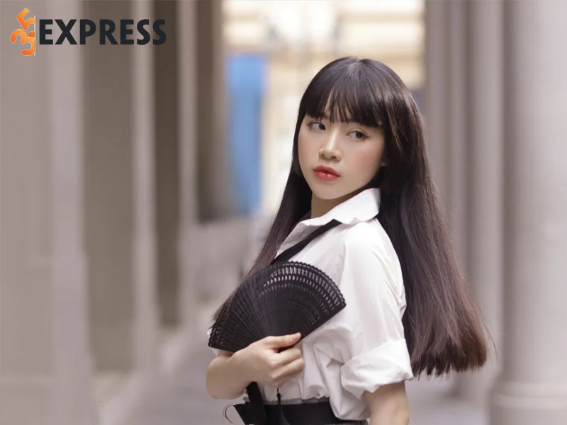 nu-tiktoker-thu-huyen-nguyen-gay-thuong-nho-voi-nhung-clip-mua-quat-35express
