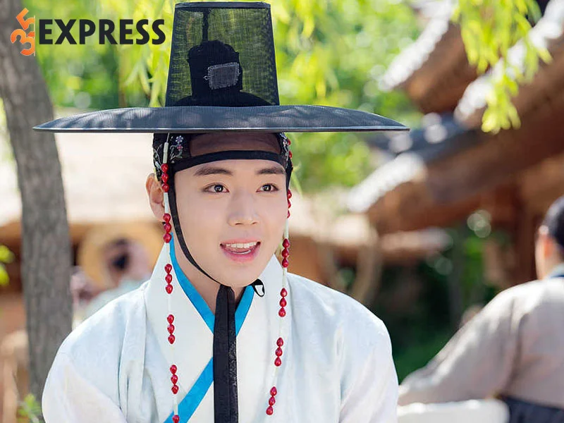 park-ji-hoon-lan-san-sang-linh-vuc-phim-anh-1-35express