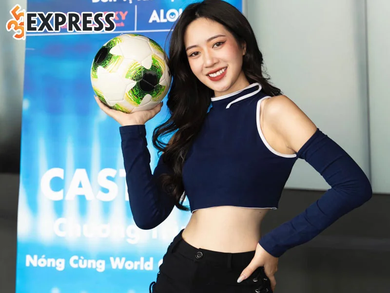 pham-thi-dan-chi-dai-dien-ecuador-tai-nong-cung-world-cup-2022-1-35express