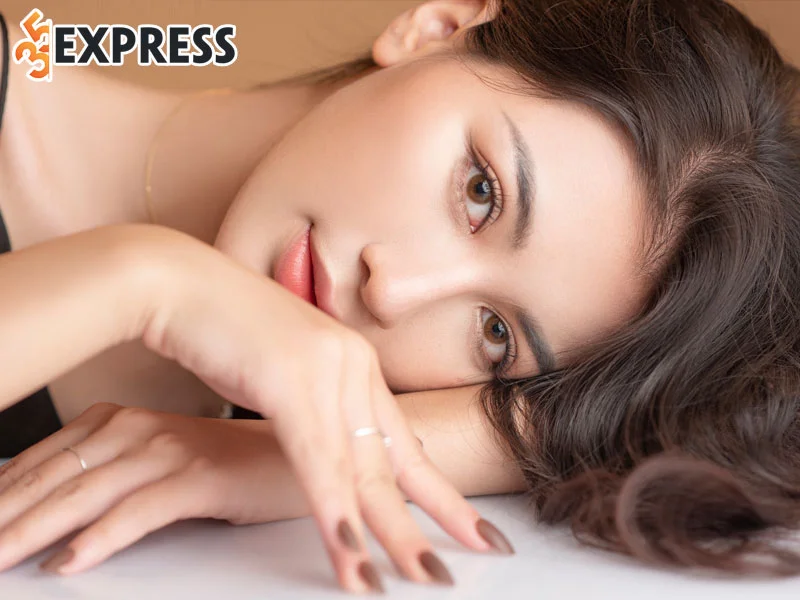 phan-thi-thuy-nga-la-ai-1-35express