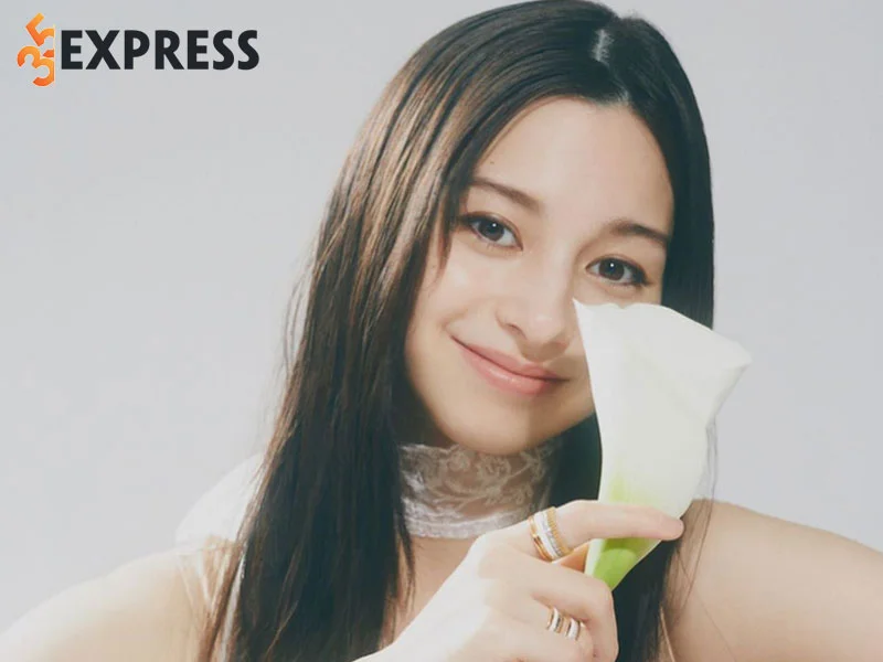 su-nghiep-cua-nguoi-mau-dien-vien-xinh-dep-ayami-nakajo-2-35express
