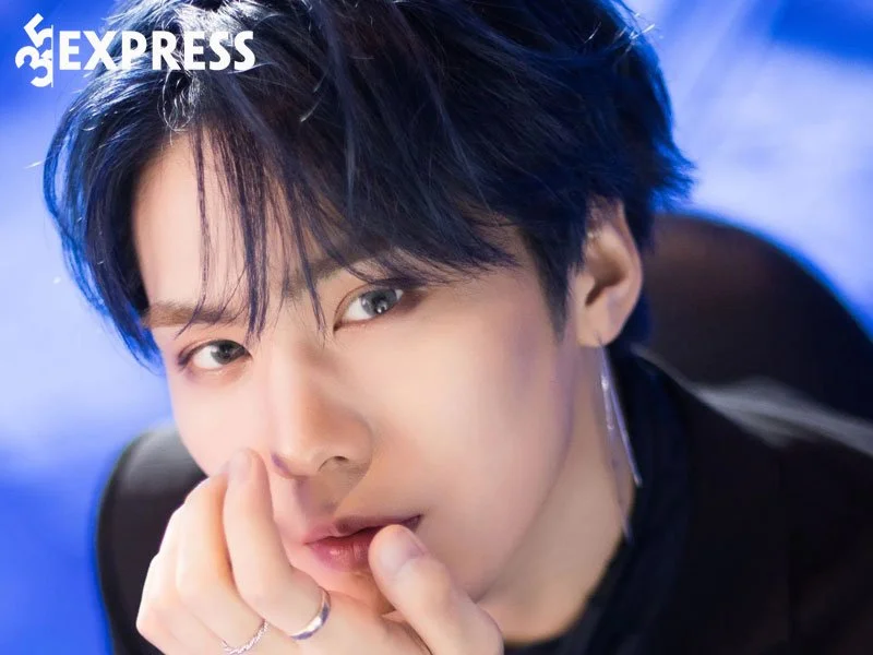 su-nghiep-toa-sang-cua-nam-ca-si-cua-rocky-astro-4-35express