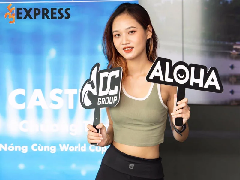 thai-phuong-thao-la-ai-1-35express