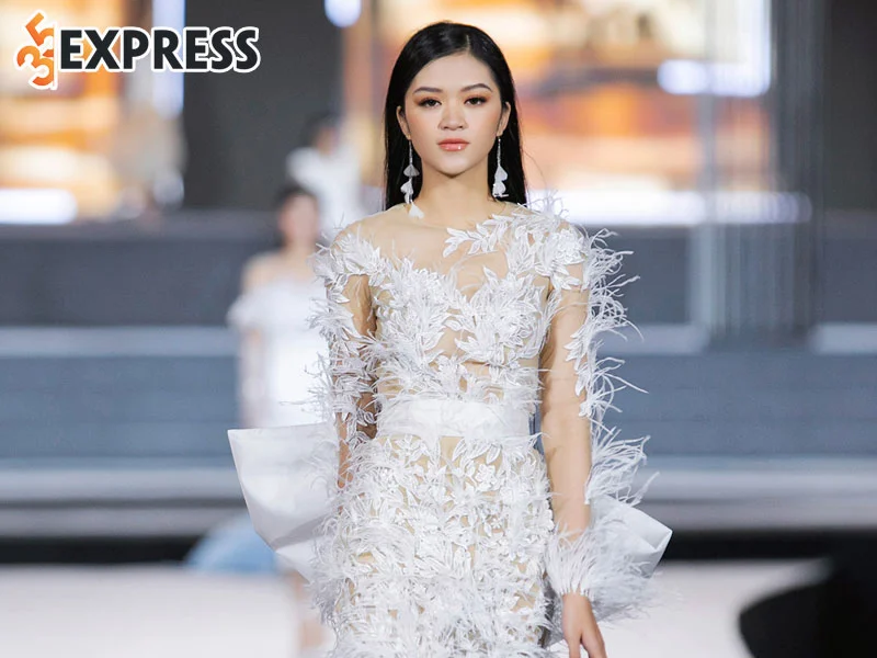 thanh-tich-cac-cuoc-thi-sac-dep-cua-nguoi-mau-vo-thi-thuong-2-35express