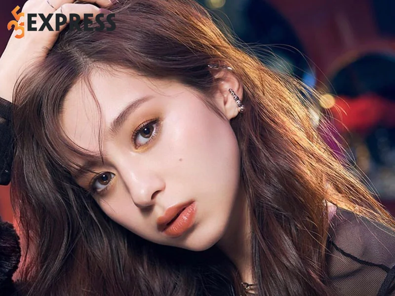 tom-tat-ly-lich-tieu-su-dien-vien-ayami-nakajo-35express
