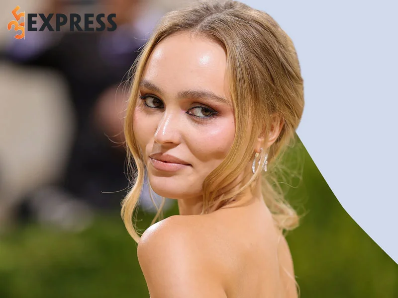 tom-tat-ly-lich-tieu-su-dien-vien-lily-rose-depp-35express