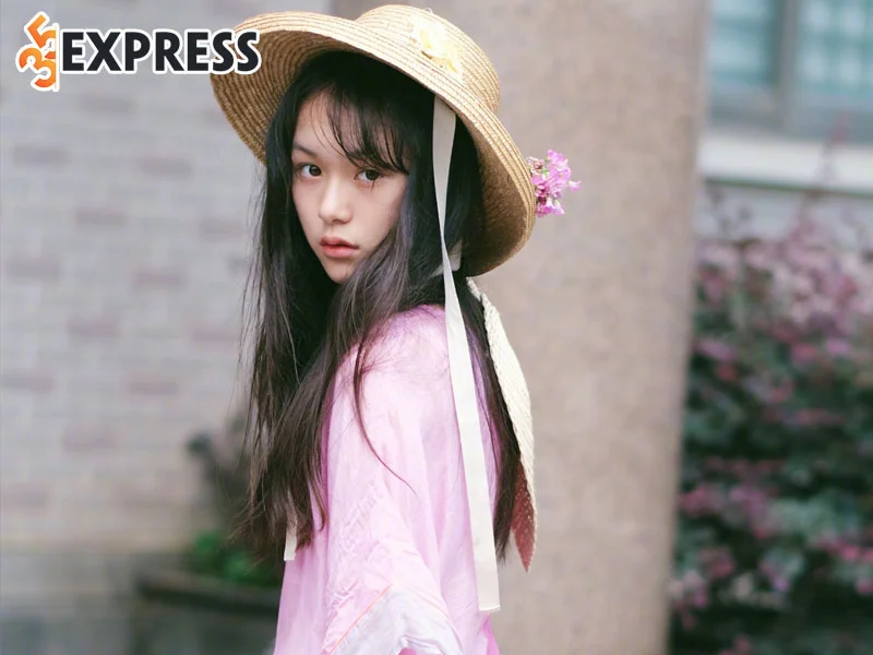 tom-tat-ly-lich-tieu-su-dien-vien-nhi-luu-so-diem-35express