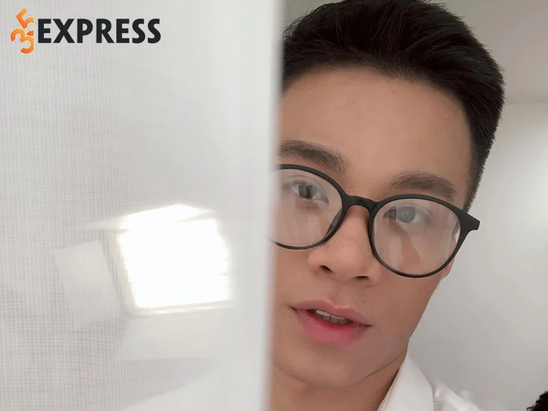tom-tat-ly-lich-tieu-su-nguoi-mau-dam-quang-phuc-35express