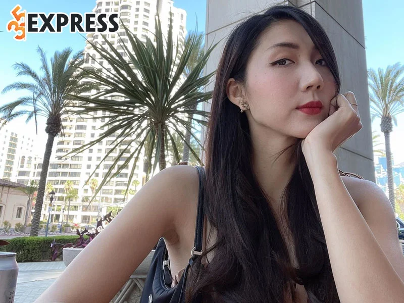 tom-tat-ly-lich-tieu-su-nguoi-mau-ngoc-quyen-35express