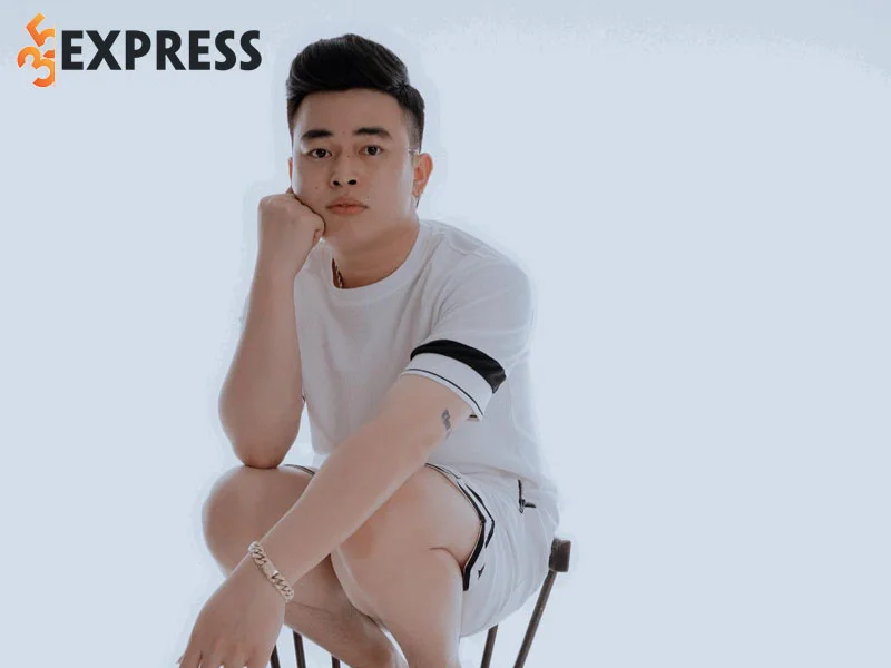 tom-tat-ly-lich-tieu-su-tiktoker-le-trung-hoang-35express