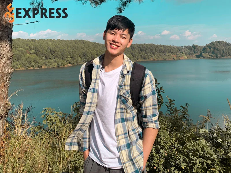 tom-tat-ve-ly-lich-tieu-su-cua-blogger-huy-hay-di-35express