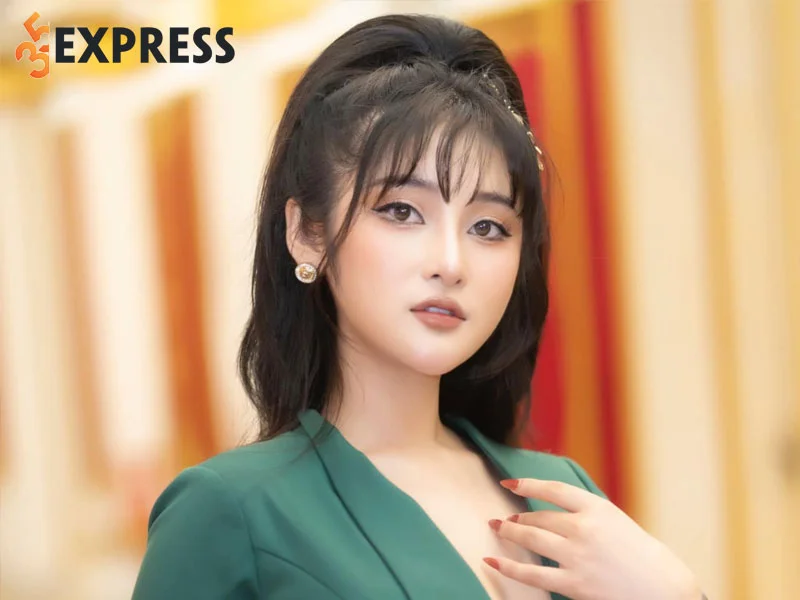 tom-tat-ve-ly-lich-tieu-su-cua-bui-hong-anh-35express