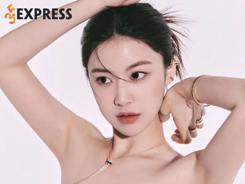 tom-tat-ve-ly-lich-tieu-su-cua-go-yoon-jung-35express