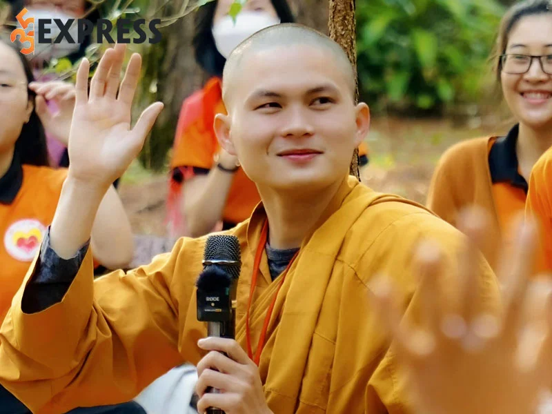 tom-tat-ve-ly-lich-tieu-su-cua-thay-giac-minh-luat-35express