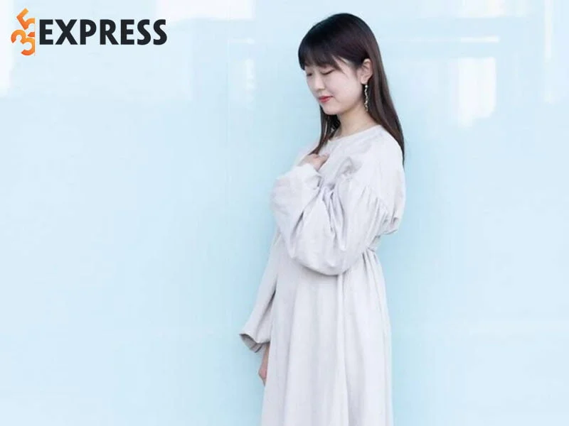 tomikawa-mei-gap-nan-o-vu-giam-dap-itaewon-35express