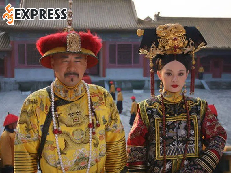 tran-kien-ban-bi-so-sanh-cung-ke-phu-bac-luu-diec-phi-35express