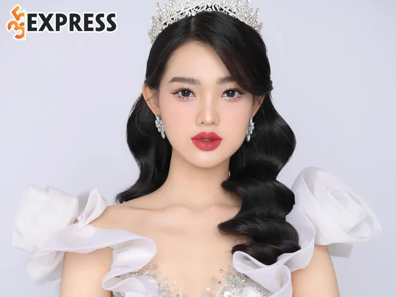 tran-thi-be-quyen-toa-sang-tai-cuoc-thi-nhan-sac-1-35express