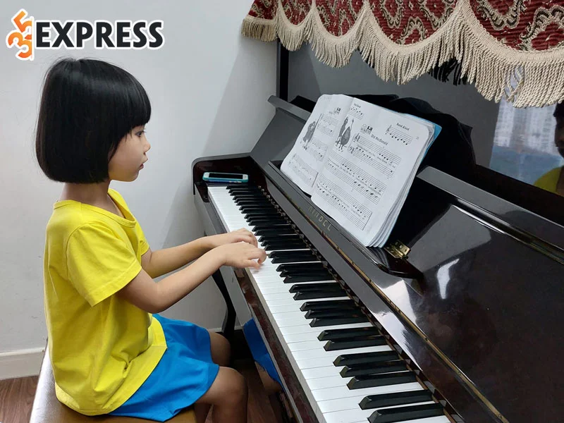 trung-tam-am-nhac-music-star-lop-hoc-piano-o-ha-noi-cho-nguoi-lon-va-tre-em-35express