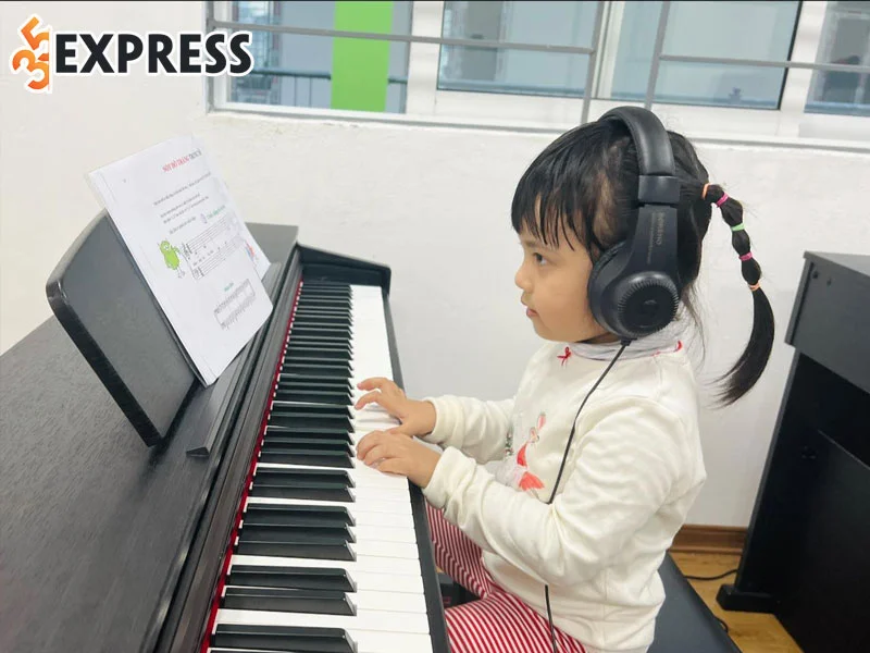 trung-tam-nghe-thuat-pmusic-35express