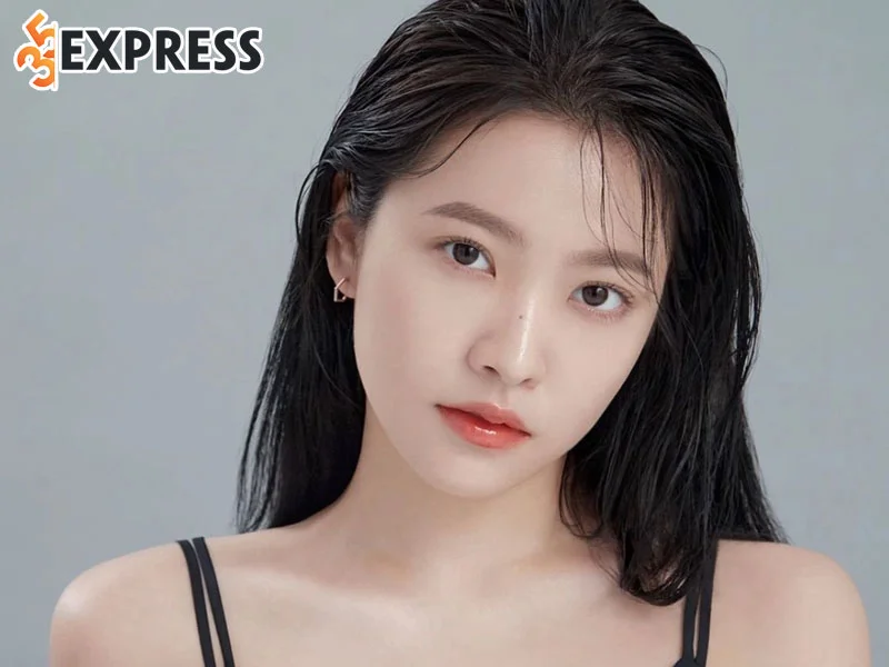 yeri-tung-ganh-phan-no-vi-la-thanh-vien-cuoi-duoc-them-vao-red-velvet-2-35express