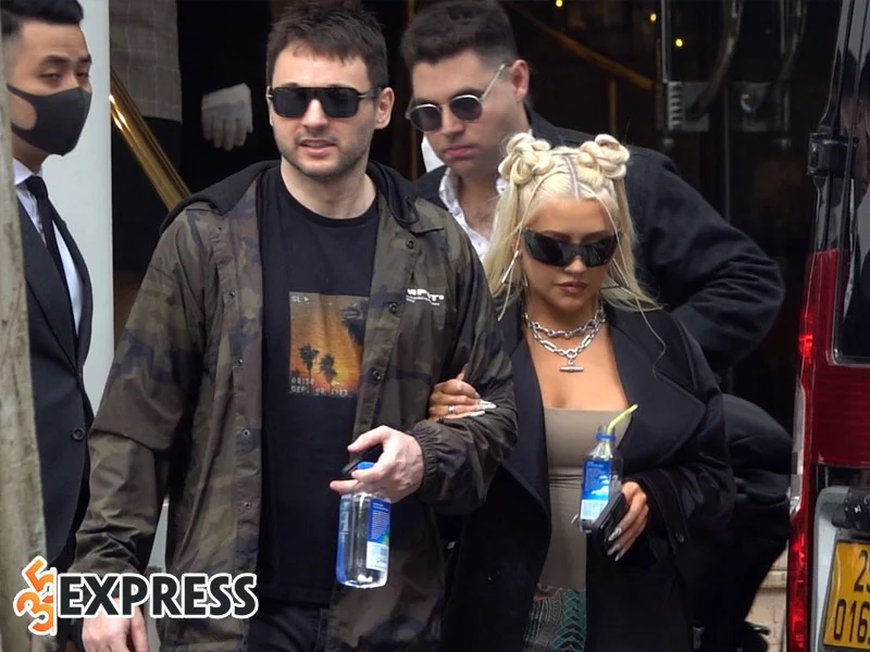 christina-aguilera-va-chong-don-sinh-nhat-o-viet-nam-35express