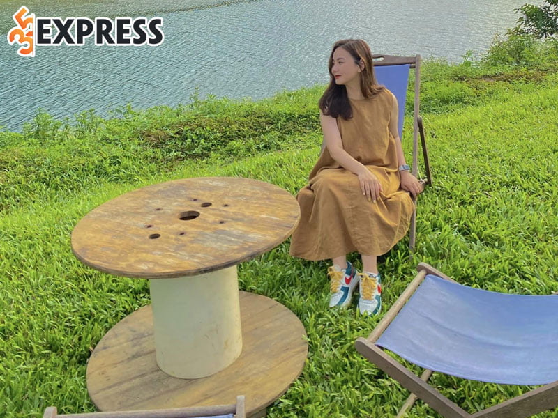 cuoc-song-doi-thuong-cua-hot-girl-le-uyen-nhi-35express