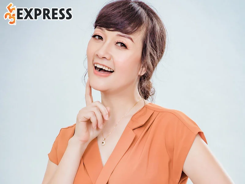 cuoc-song-doi-tu-truan-chuyen-cua-van-dung-35express