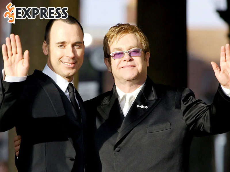 elton-john-voi-cuoc-hon-nhan-dong-tinh-day-dinh-kien-1-35express