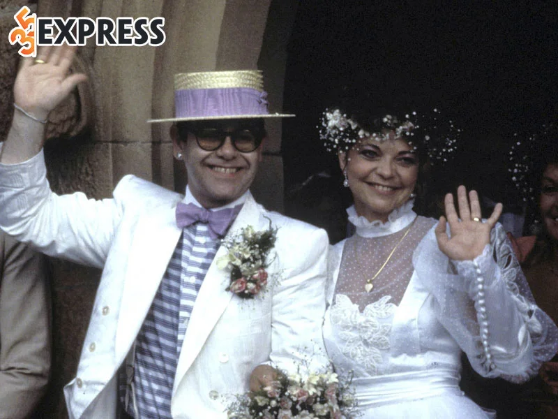 elton-john-voi-cuoc-hon-nhan-dong-tinh-day-dinh-kien-35express