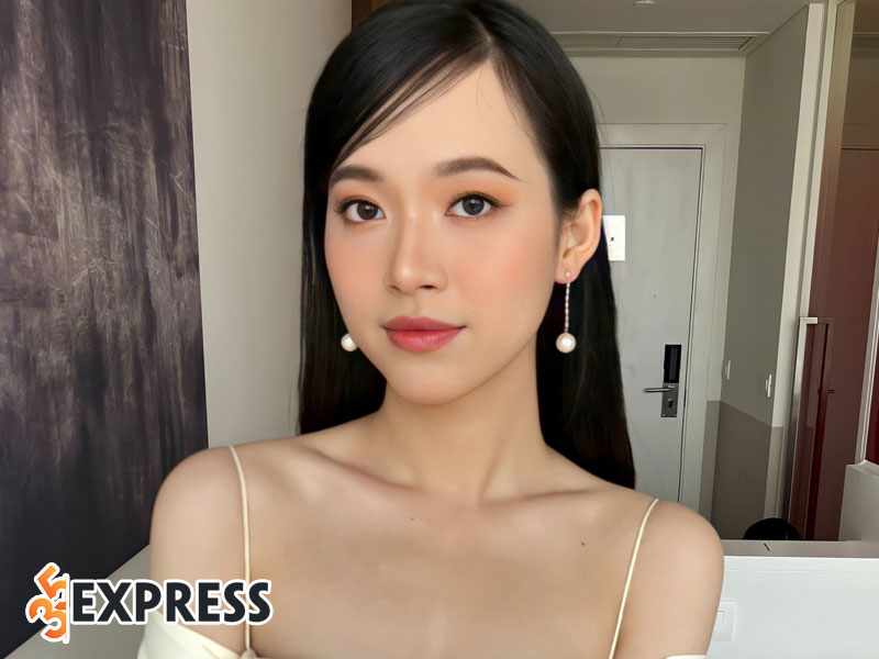 gu-thoi-trang-an-tuong-cua-trinh-thuy-linh-35express