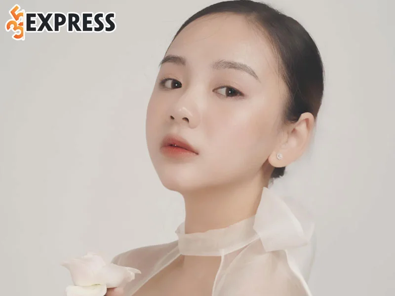 hot-girl-le-uyen-nhi-la-ai-1-35express