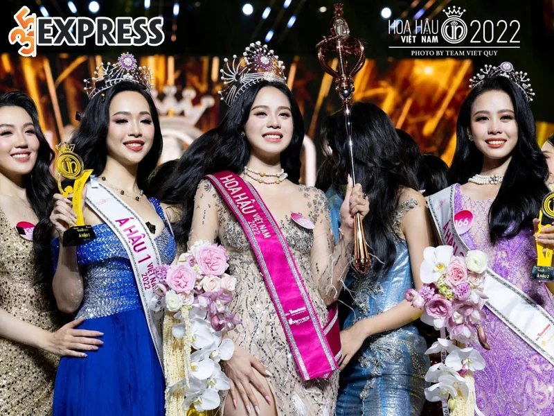 huynh-thi-thanh-thuy-dang-quang-hoa-hau-viet-nam-2022-4-35express