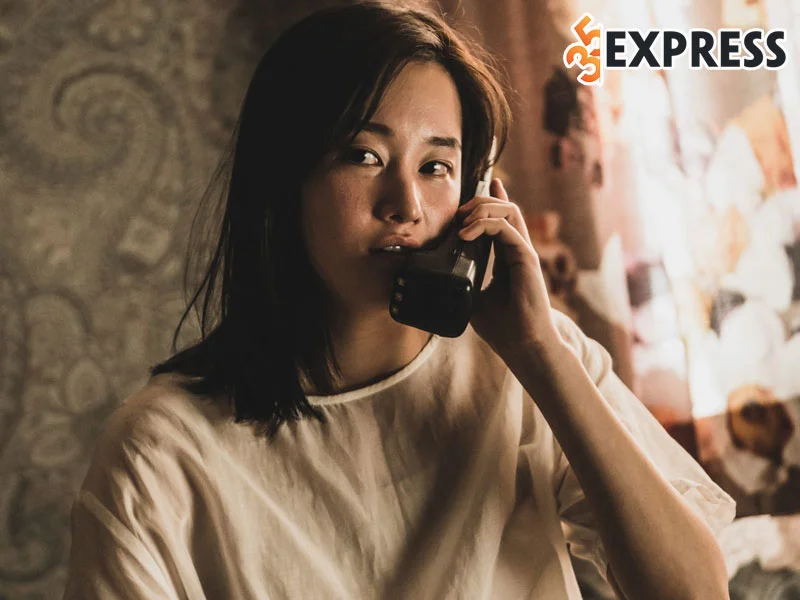 jeon-jong-seo-duoc-san-don-o-dien-anh-han-quoc-35express