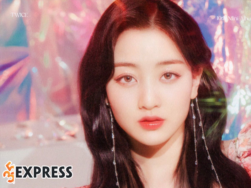 jihyo-twice-so-huu-nhan-sac-van-nguoi-me-1-35express