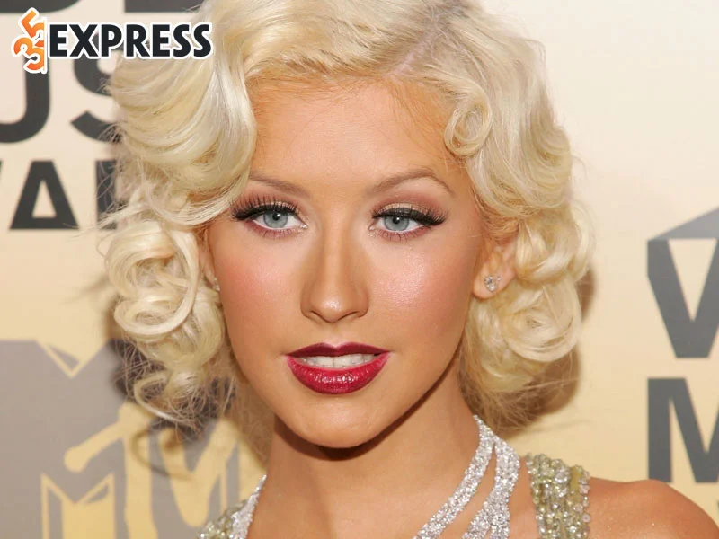 khoi-dau-con-duong-am-nhac-cua-christina-aguilera-1-35express