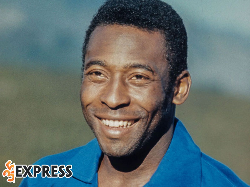 khoi-dau-su-nghiep-bong-da-cua-pele-35express