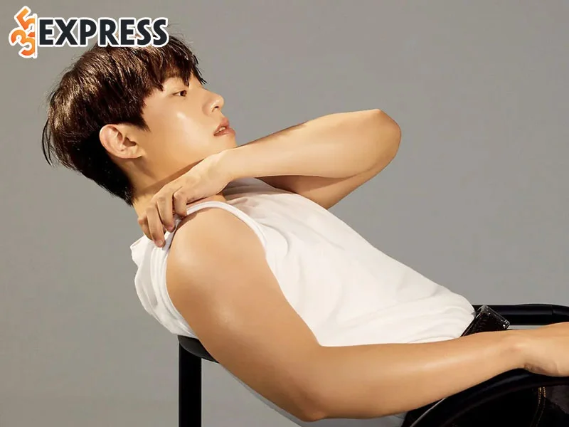 khoi-dau-su-nghiep-cua-my-nam-kim-sung-cheol-2-35express