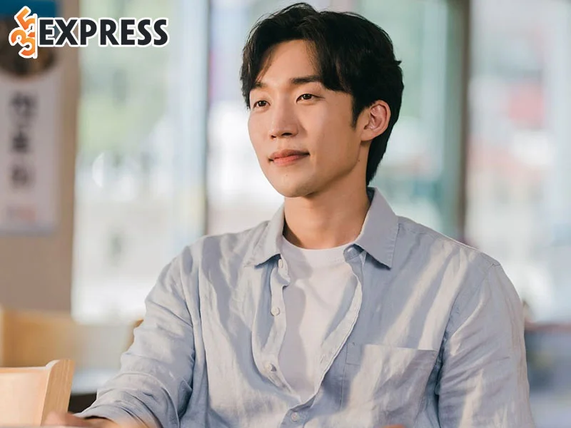 lee-sang-yi-de-lai-an-tuong-manh-me-trong-hometown-cha-cha-cha-dieu-cha-cha-cha-lang-bien-1-35express