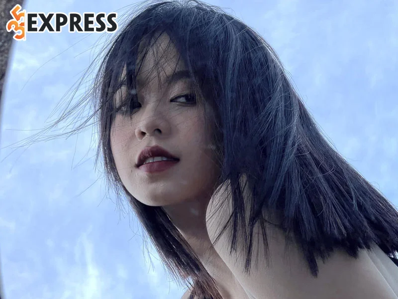 nhan-sac-doi-thuong-cua-hoa-hau-huynh-thi-thanh-thuy-1-35express