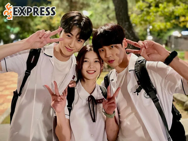 park-jung-woo-gay-an-tuong-trong-bo-phim-co-gai-the-ky-20-1-35express