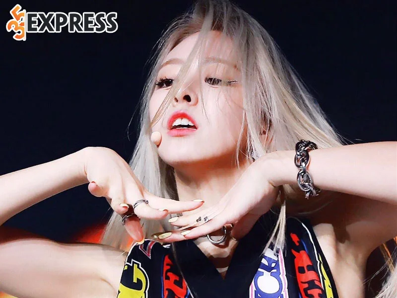 su-nghiep-ca-hat-cua-yuna-itzy-2-35express