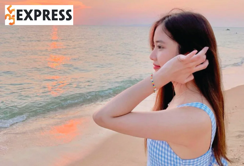 Freen Sarocha xinh đẹp ngoài đời