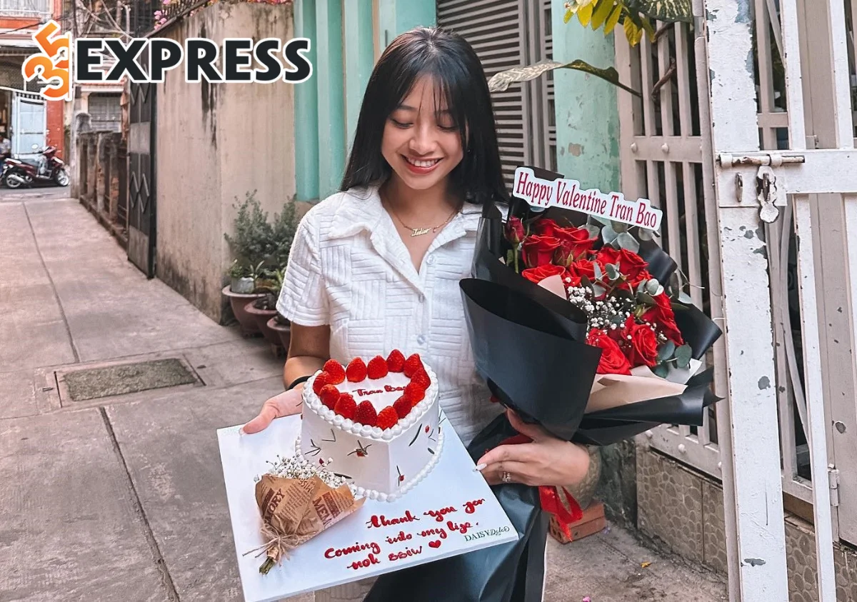 Tran-Banh-Bao-voi-qua-Valentine-1