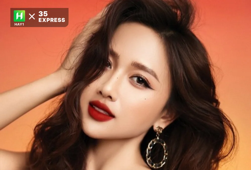 Bùi Thu Hương - Nhan sắc của hoa khôi Học viện Ngân hàng