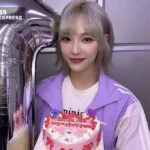 Moon Sua là ai Em gái được anh trai Moonbin thương yêu