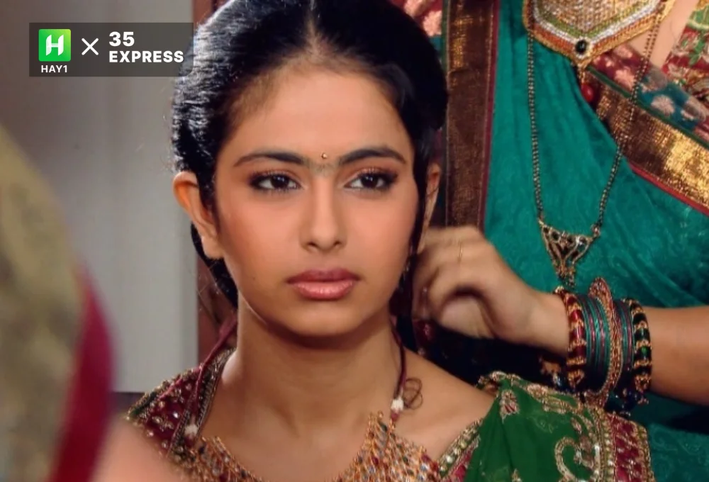 Avika Gor trong phim "Cuộc chiến những nàng dâu"
