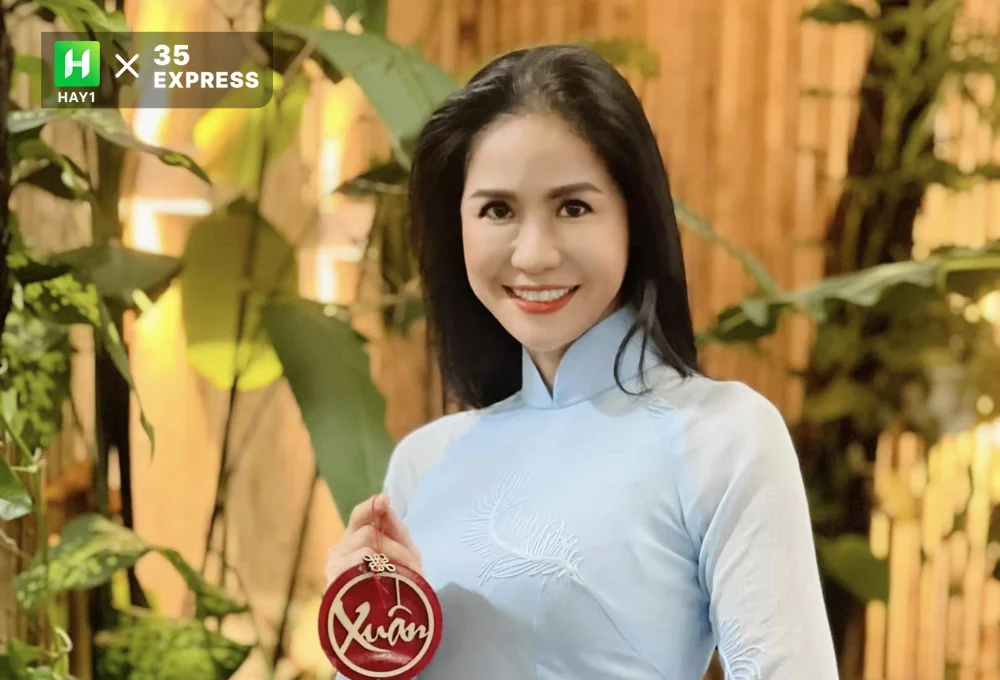 Ở tuổi 48, bà mẹ hai con Đào Vân Anh gây ấn tượng bởi nhan sắc trẻ trung