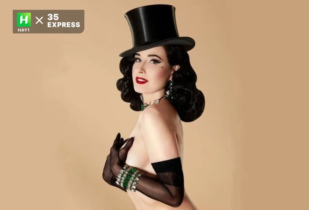 Dita Von Teese